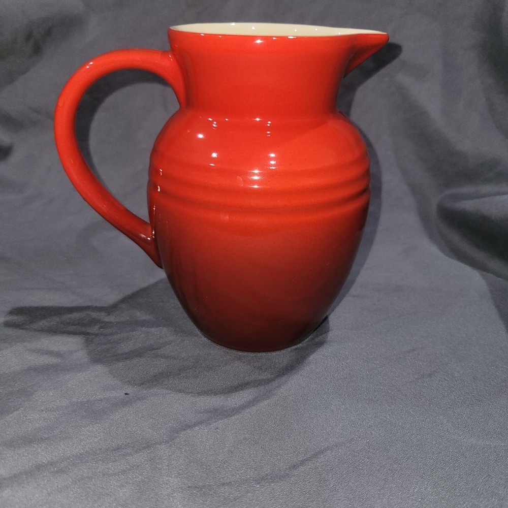 Le Creuset pitcher Small Red Cerise Stoneware .7 Liter; 5.75 inches Tall; EUC